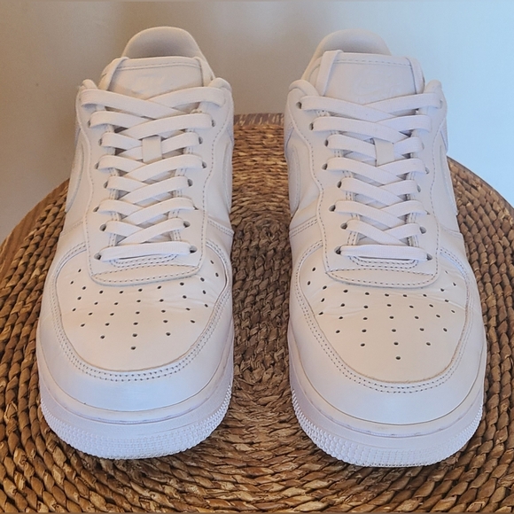 Air Force 1 '07 Fresh White - Picture 2 of 6